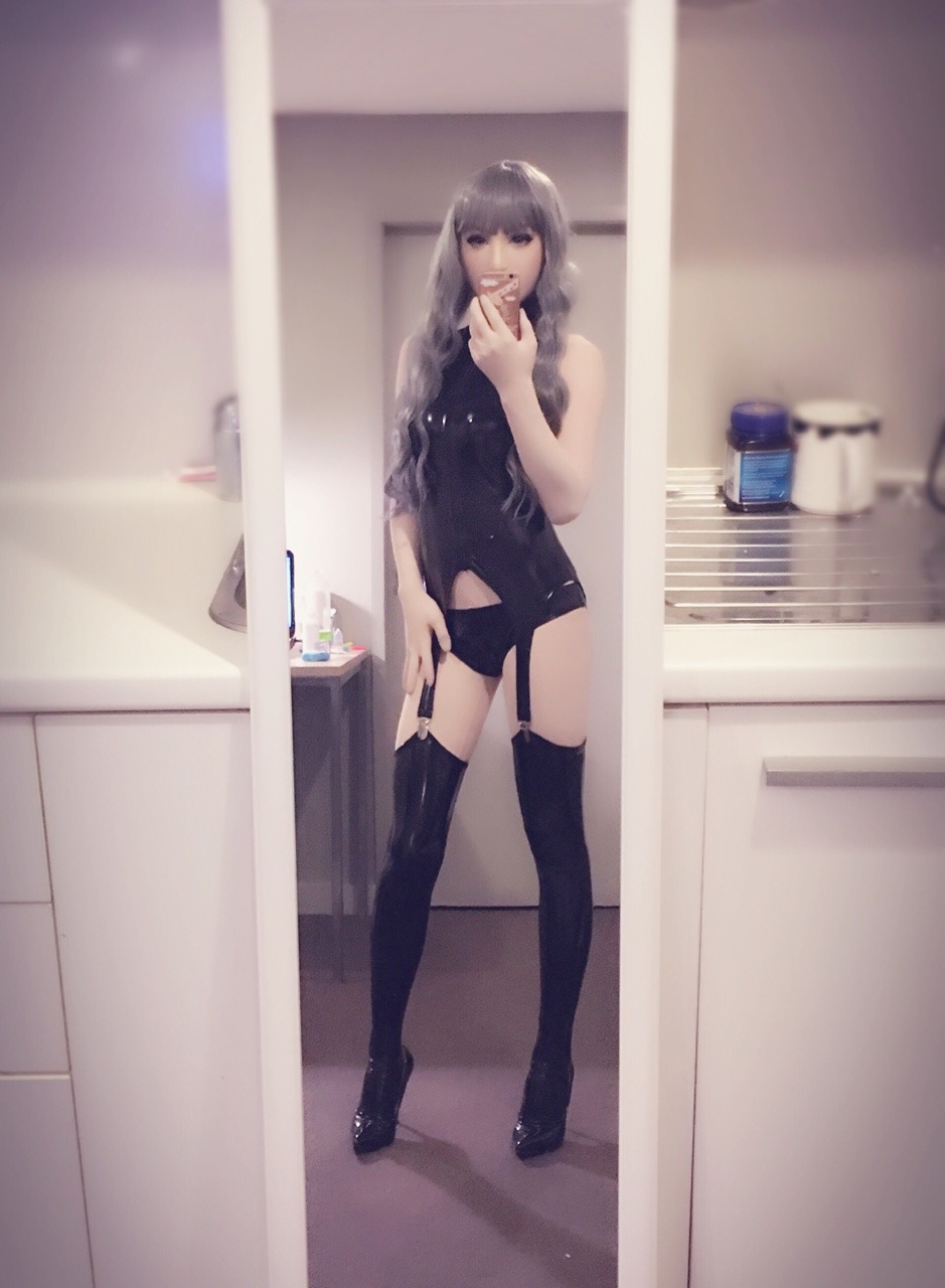 femalemask:  Appreciate other side of me