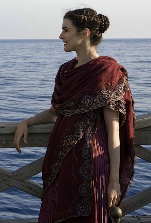 sartorialadventure:Rachel Weisz as Hypatia in Agora (2009), set in late-fourth-century Roman Egypt