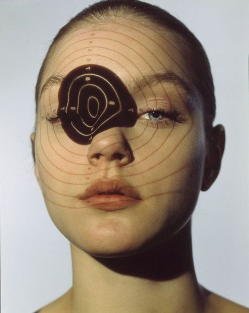 a-state-of-bliss:Vogue Deutsch March 2003 - Jessica Stam by Donna Trope