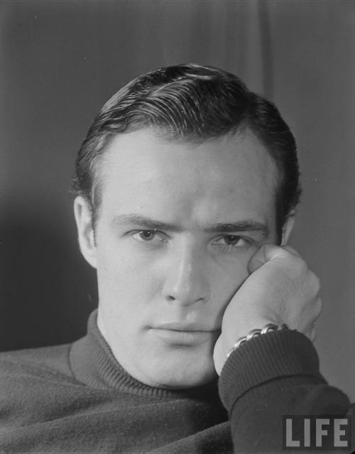 electronicsquid:  Marlon Brando as January