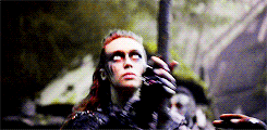 lincolnoctavia:   get to know me: [1/??] female characters ⋄ Lexa (the 100)