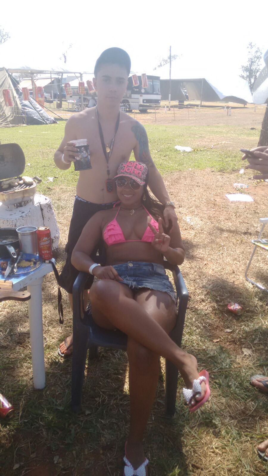 videos-whatsapp2:  BARRETOS 2015, SUCESSO  http://videos-whatsapp2.tumblr.com/ http://videos-whatsapp2.tumblr.com/