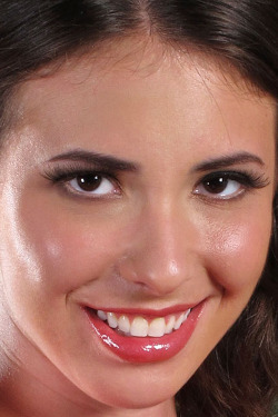 sette4sette:  Casey Calvert - Very beautiful… 