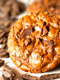 fullcravings:  One Of A Kind Chocolate Cookies