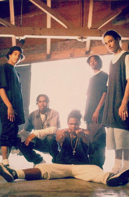 musicfanatic1997:  hiphopkilla:  Bone Thugs N Harmony  i always love the early pics