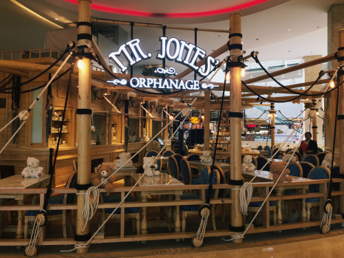 Mr. Jones’ Orphanage at Central World.