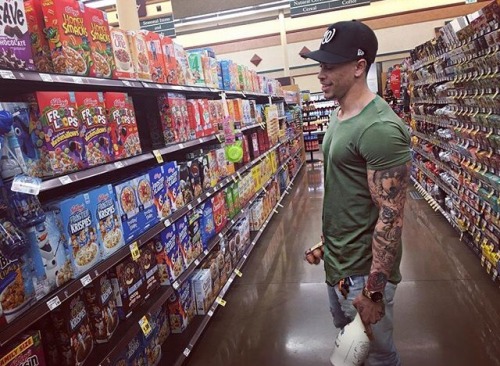 travie-williams:  Cereal addicted