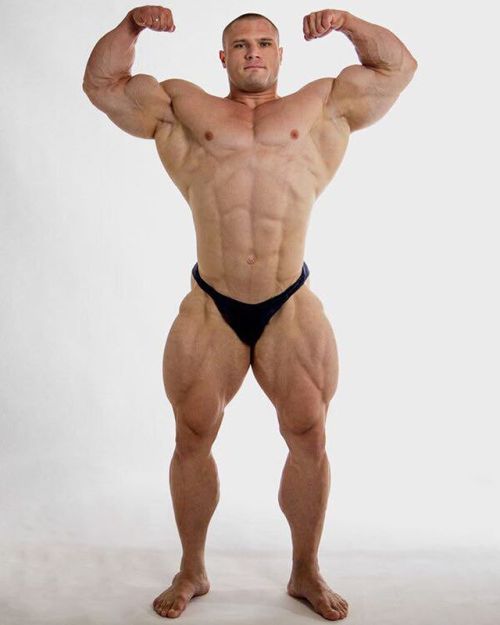 whitepapermuscle:Arkady Velichko