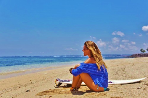 surferboianddollbaby:     http://SurferBoiAndDollBaby.Tumblr.com 