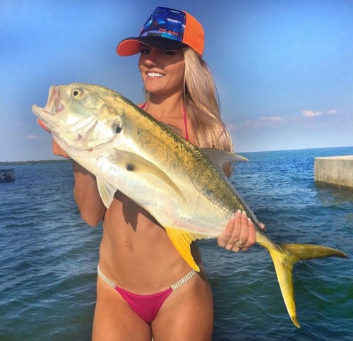 sexyredneckchicks:  