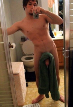 gaymanselfies:  Naked Male Selfies: http://gaymanselfies.tumblr.com/ Show off what you’ve got!  Email your naked selfies for posting here, to gayblogger@hotmail.com My other sites: Real Guys - NAKED: http://real-guys-naked.tumblr.com/ Gay Porn Reposted: