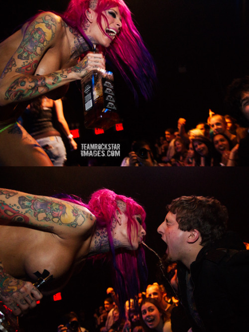porphyriasuicide:  Oh man, the SG blackheart burlesque show at the gramercy was amazing! Totally blew away my expectations and then some! Here are some awesome pictures of the night thanks mostly to Steve Prue and Brooklyn’s awesomeness. We had a great