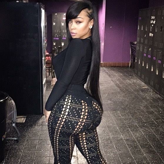 trillasitgets:  #Mercedes Morr