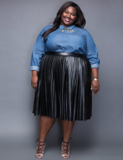 fatshionprincess:  buttahlove:  REPRESENTATION MATTERS!!!! Thank you Eloquii for making lookbooks of and for gals who are size 26+! Emmicia is a total cutie! &lt;3   Yes!!