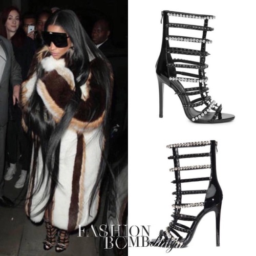 @nickiminaj was spied in London in a fur coat and $379 @iamjenniferle razor sandals. Would you splur