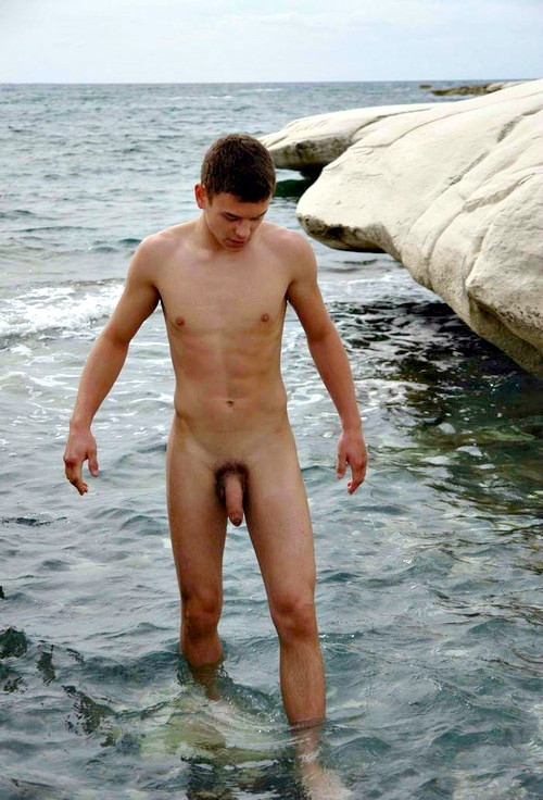 nudegaybeachdude:January 12, 2014   Wading Nude Comfortable dude