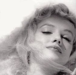 miss-vanilla:   Marilyn Monroe by Jack Cardiff,