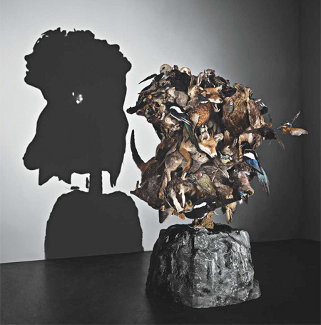 thegreenwolf:  taktophoto:  Shadow Sculptures by Tim Noble and Sue Webster  That’s…kind of incredible. 