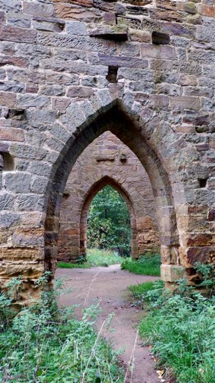 yorksnapshots:Through the Arches. Hackfall Castle a folly in North Yorkshire, England.