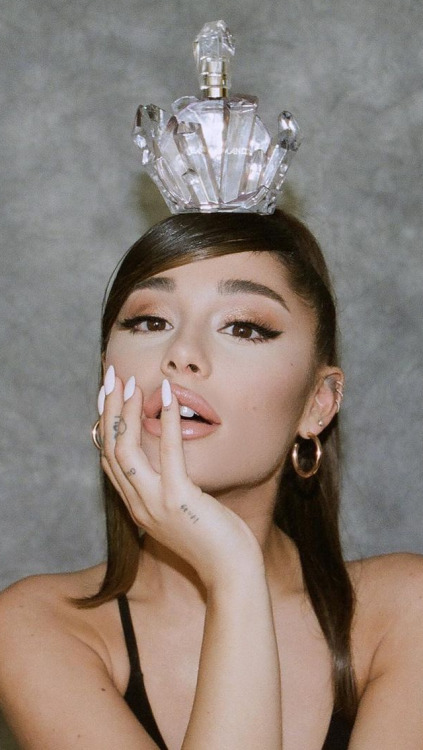 Ariana Grande Iphone Backgrounds Explore Tumblr Posts And Blogs Tumgir Ariana Grande Iphone Backgrounds Explore Tumblr Posts And Blogs Tumgir