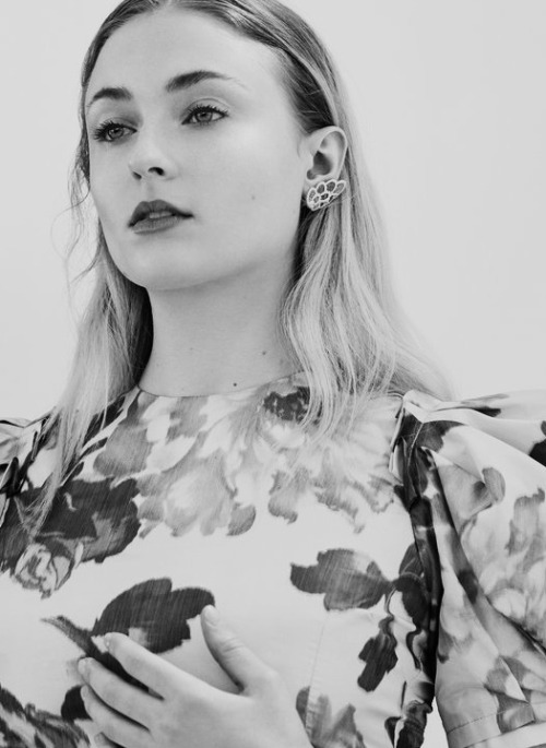 bwgirlsgallery:Sophie Turner by David Schulze for InStyle