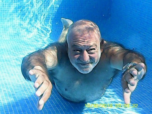 vorani: Hot Spanish daddy!