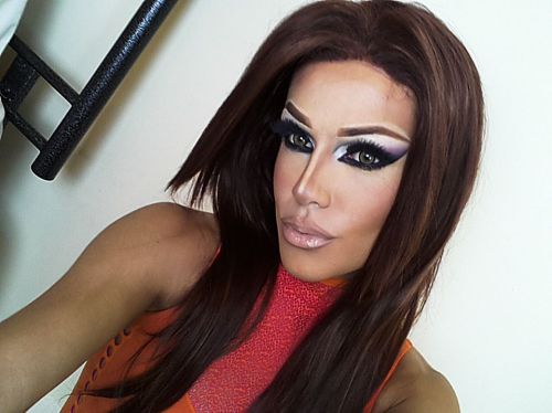 fabulously-feminine-boy:  Another inspirational hero of mine! Fendi Laken!Check out her facebook page https://www.facebook.com/FendiLaken/timeline
