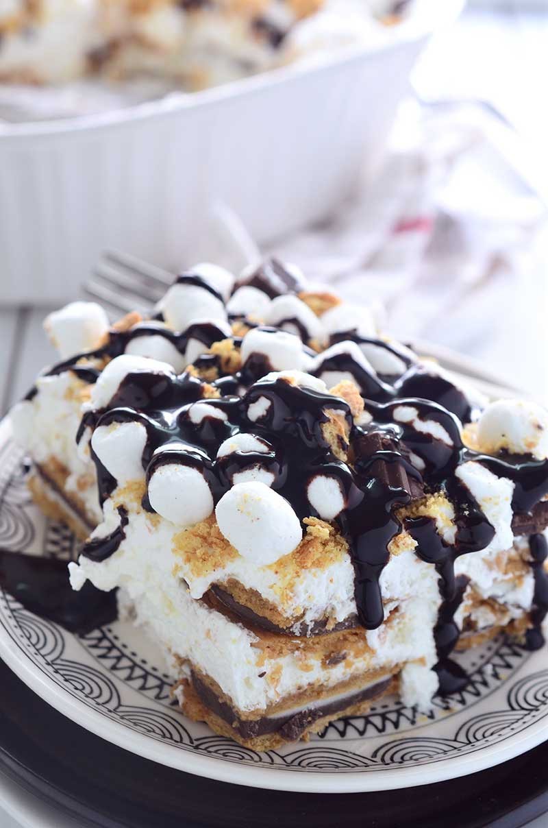 fullcravings:  S’mores Oreo Icebox Cake