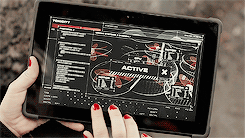 felicysmoak:  Felicity Smoak. M.I.T. Class of ’09. 