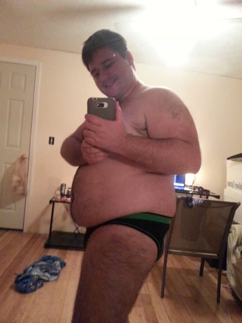 gaygeekoutofthisworld:  Good morning, followers! <3 Wanted to share some sexy new pics with you! Hope you like!