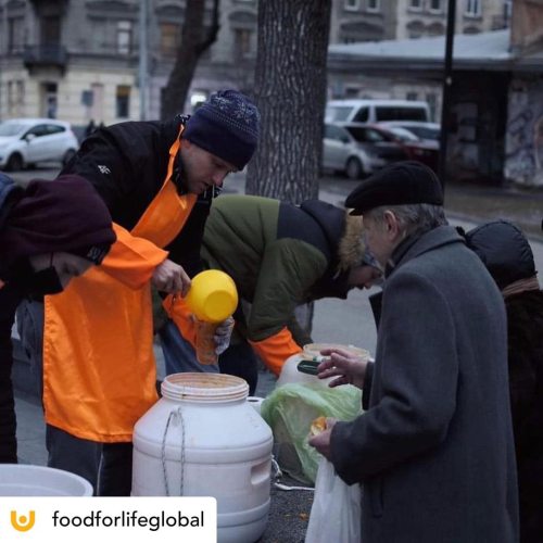 Check out @foodforlifeglobal for more details on how to help Ukraine! Posted @withregram • @foo