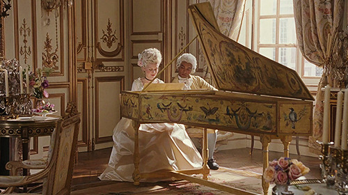 medievalpoc:il-tenore-regina:vivelareine:—Marie Antoinette (2006) Just so everyone is clear, the han