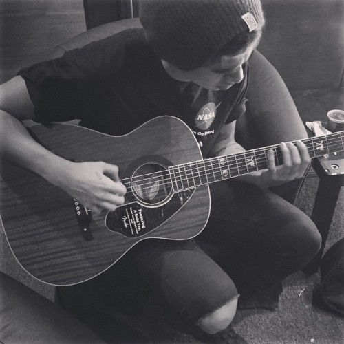 clifforton:  joelmadden:This dude wrote such a good song today