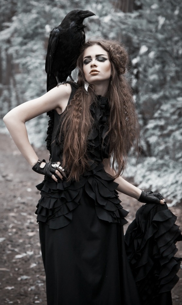 ilovegothgirls2:  My Soul On The Outside      