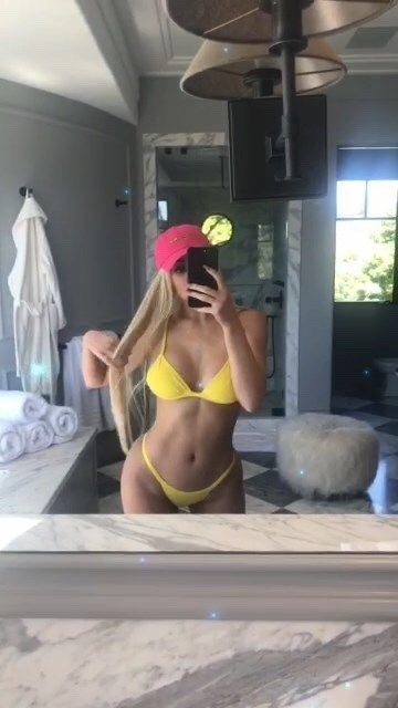 thecelebspot:  Kylie Jenner