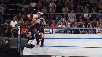 sxe-leonardo:  AJ Styles hits the Pele Kick &amp; a Super Styles Clash!  This