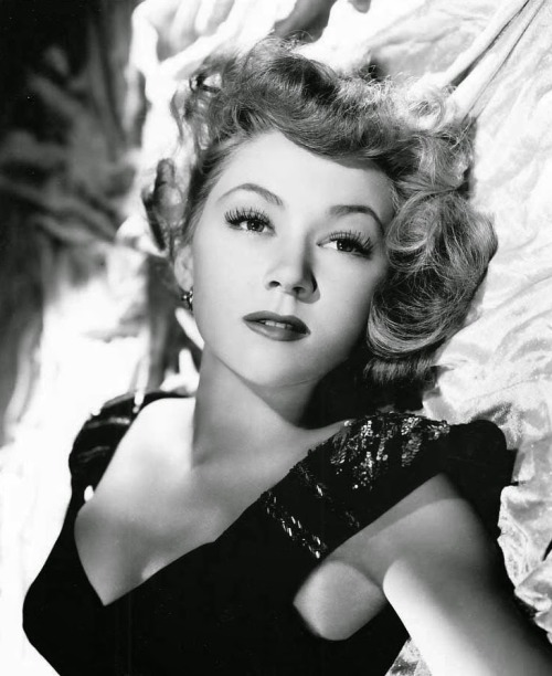 retrogirly:Gloria Grahame