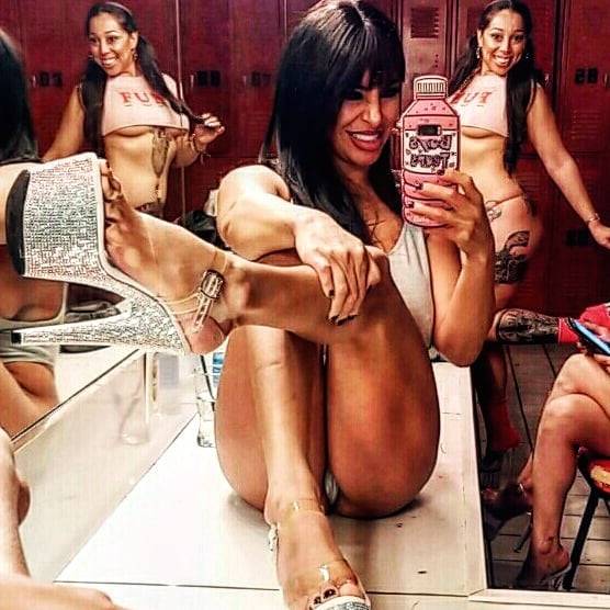 stripper-locker-room:  https://www.instagram.com/kimmie_jade/