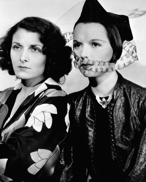 oldhollywoodmylovegr: Louise Brooks and Evelyn Brent in King of Gamblers (1937) https://painted-face.com/