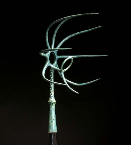 archaicwonder:  Etruscan Bronze Harpago, c. 7th Century BCAn underwater sponge collecting hook.