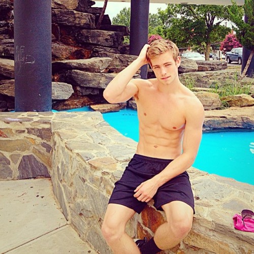 lumbrjax:  Instagram user @d_mcneer http://ift.tt/1Nth8sK 