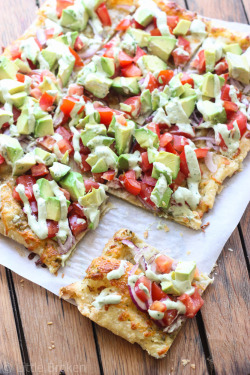 verticalfood:  Skinny Avocado Pizza