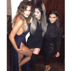 coolkleidung:  Khloé Kardashian halbnackt