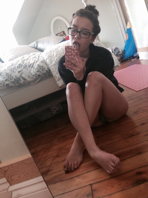 bi-bibirdie:  Love meeee Idk if I posted this one 