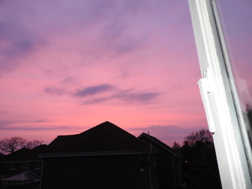 wanderlustbrooke:Beautiful sunsets Photo by: moi