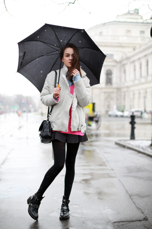(via FIRST SNOWFALL | StyleScrapbook)