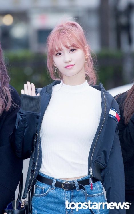 Porn Pics eyecandieskpop:  eyecandieskpop:TWICE Momo