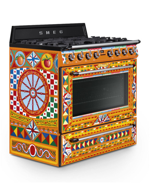 magicalandsomeweirdhometours: Have you seen Smeg’s Dolce &amp; Gabbana appliance collectio