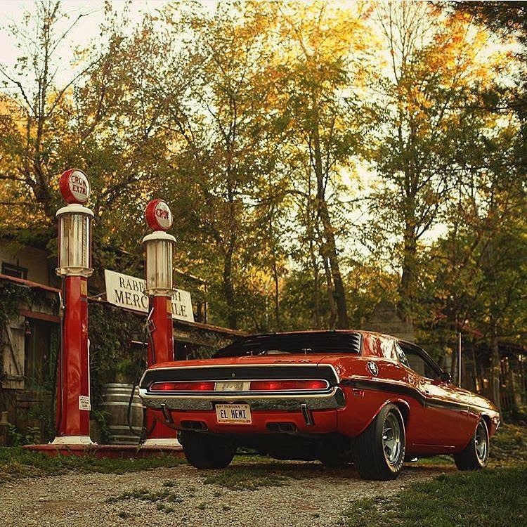 rockandsophie:  regram @mcqueenlifestyle #Hemi —- More on @petroliciousco Via: