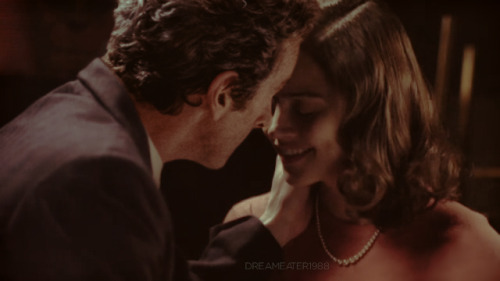 dreameater1988:Whouffaldi Kiss